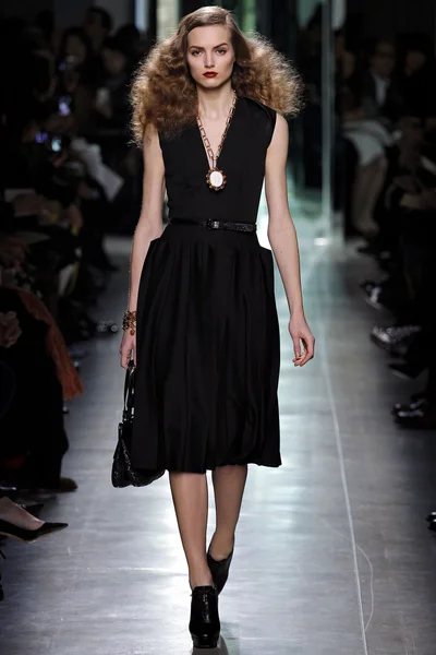 Look 5